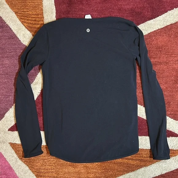 Lululemon full freedom black long sleeve top size 2 - Picture 5 of 6